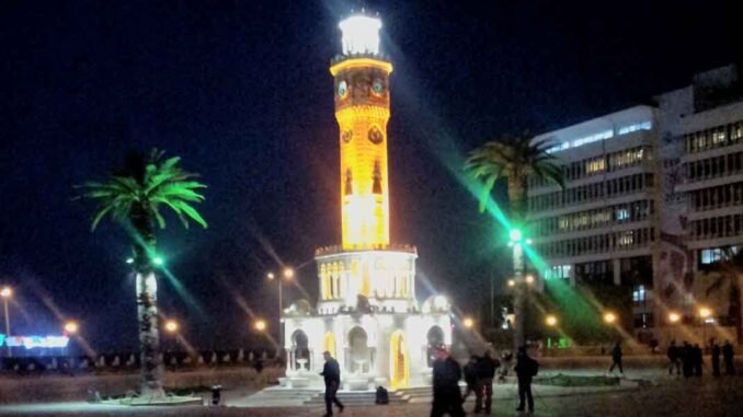 Saat Kulesi İzmir_20240818_233737
