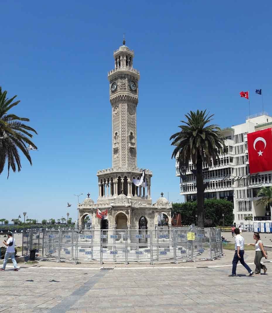 Saat Kulesi izmir