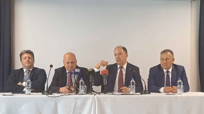 İtb pamuk _20241010_122752 İzmir Ticaret Borsası'ndan Pamuk Sektörüne Sert Uyarı: "Kimse Mutlu Değil!"