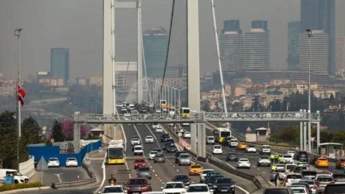 trafik istanbul bogazkoprusu trafikte-en-fazla-vakit-kaybaedilen sehirler-belli-oldu-iste-istanbulun8