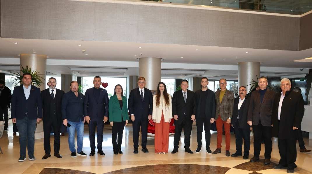 Başkan Denizli, “Çeşme’de tarımın nasıl kalkınması gerektiği üzerine çalışıyoruza” 5
