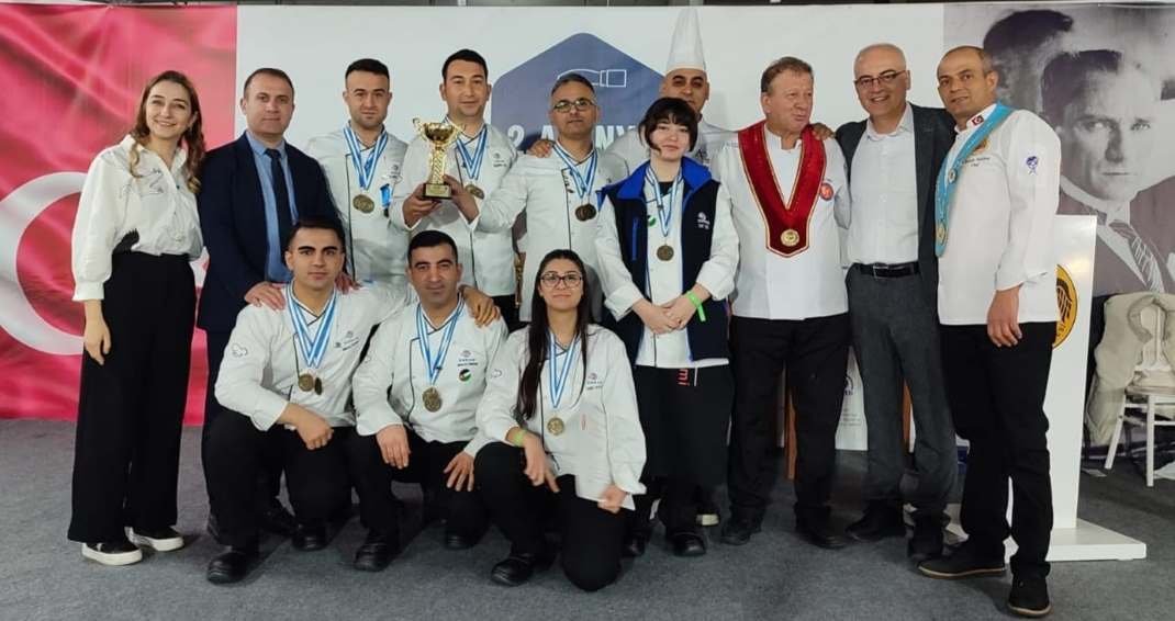 ESBAŞ Şefleri uluslararasiii Birinci Oldu_092408754
