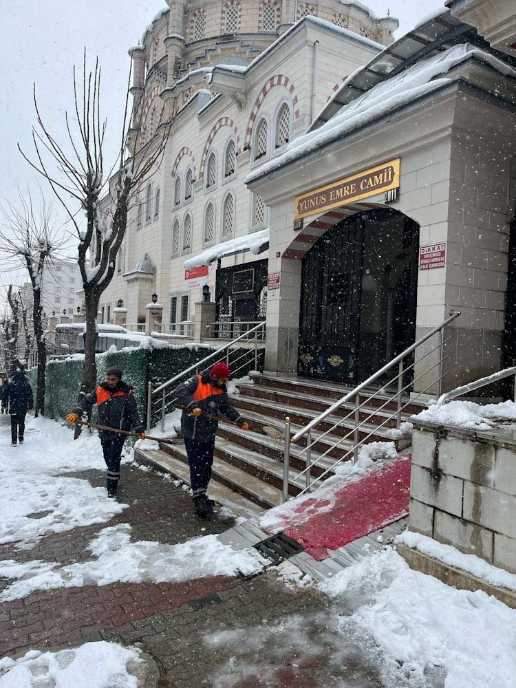Kar istanbul PSX_20250222_143250